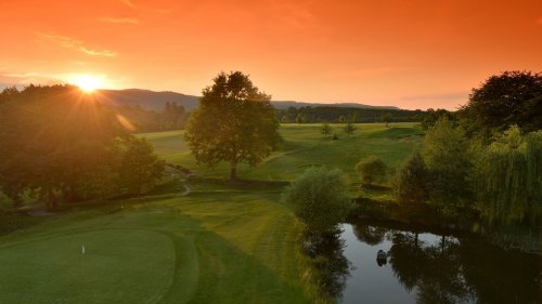 4 dny golfu s ubytováním a pro 1 osobu vc rakouského hřiště - neděle až čtvrtek